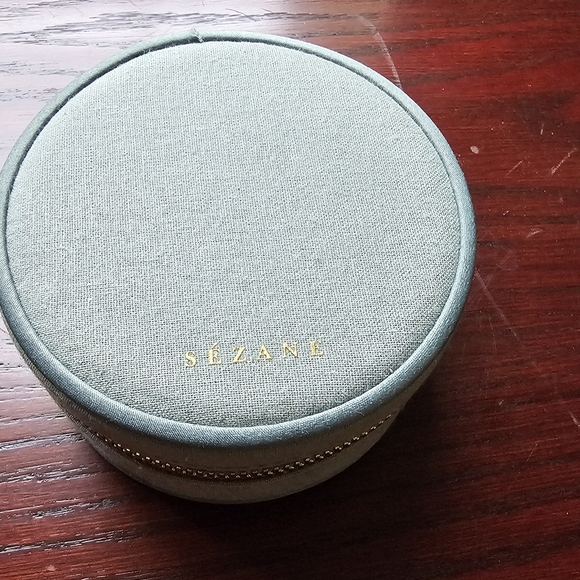 Sezane Sage Green Jewelry Case - Picture 3 of 6